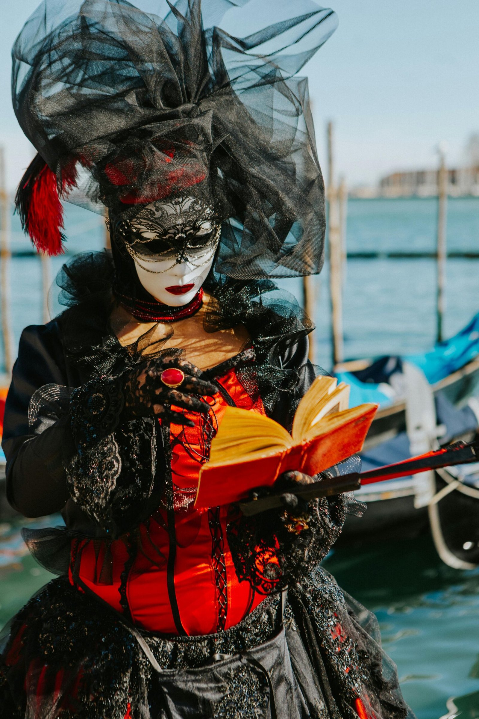 pexels-helen1-31112806